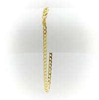 manilla de oro para mujer en vista lateral