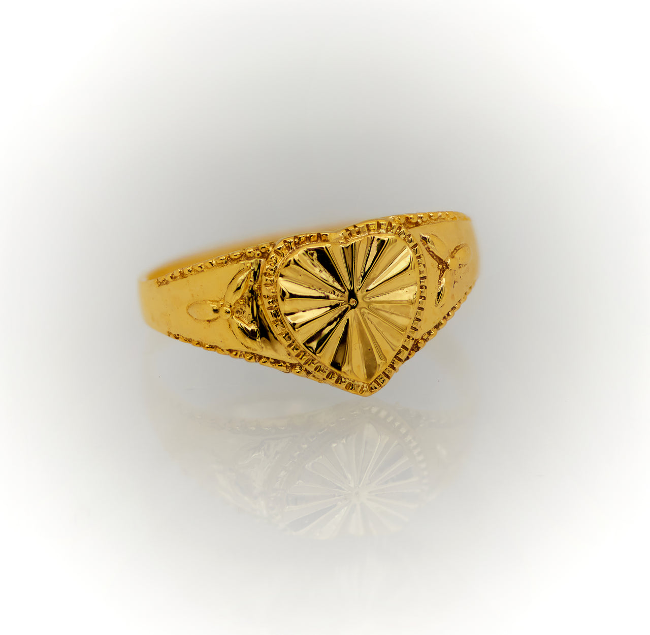 Anillo de Oro 10k Estilo Corazón Texturizado