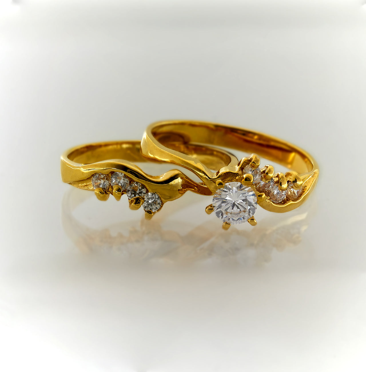 Anillos de Compromiso para Mejeres en Oro 10k, Entrelazados.