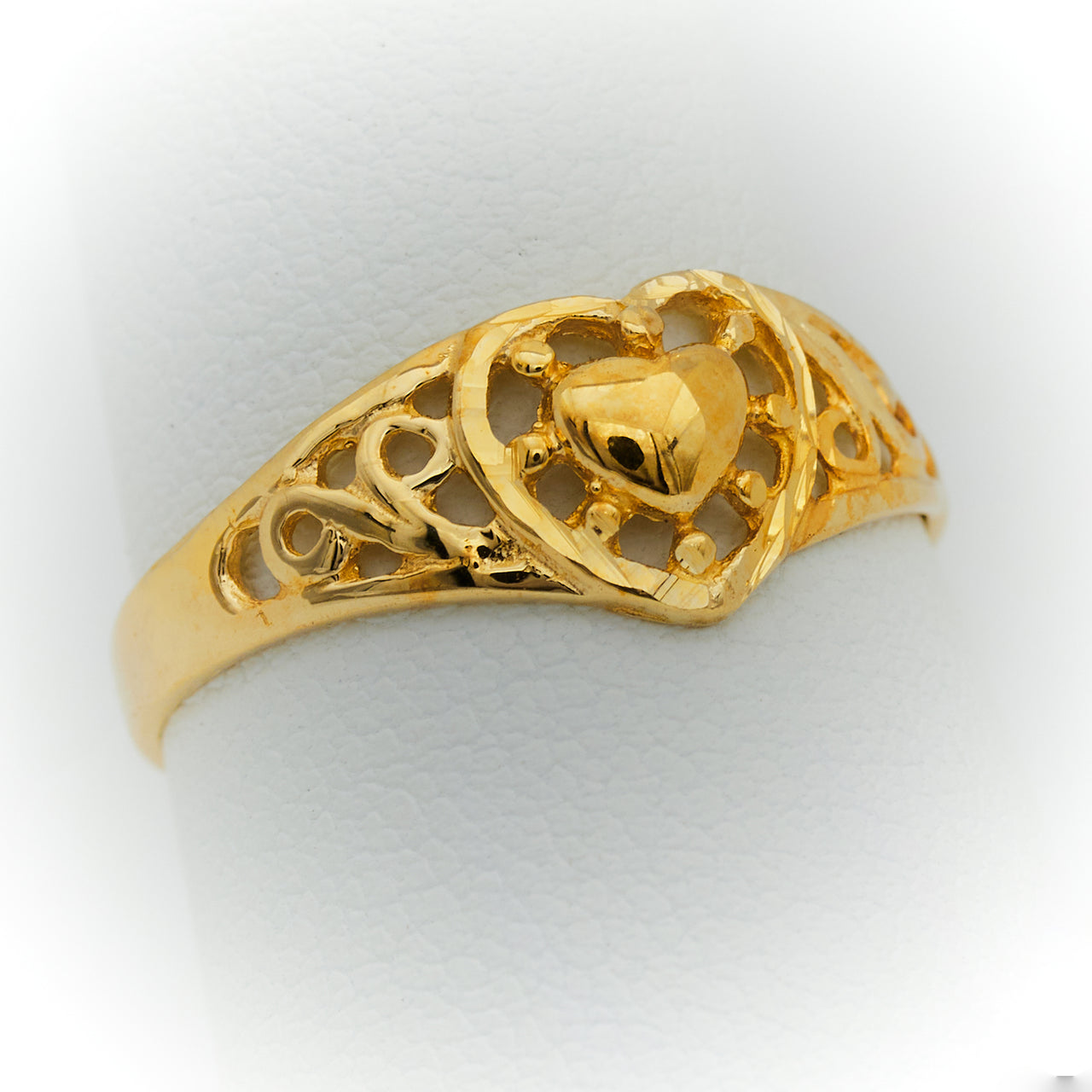 Anillo Corazon de Oro 5