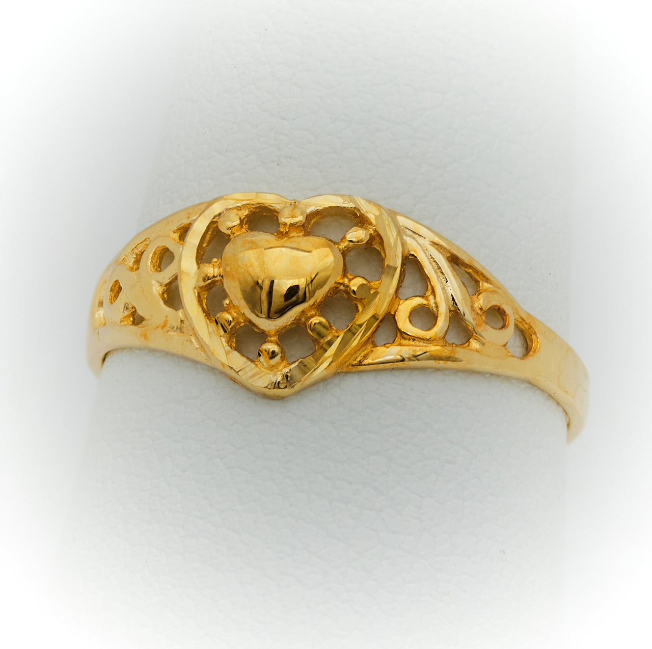 Anillo Corazon de Oro 4