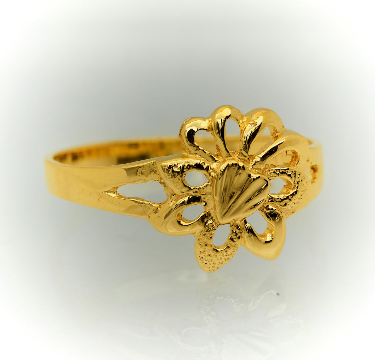 Anillo Flor de oro 4