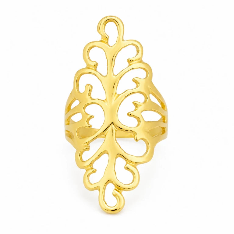 Vista frontal de anillo grande de oro para mujer, ideal para usar en el dedo índice o medio.