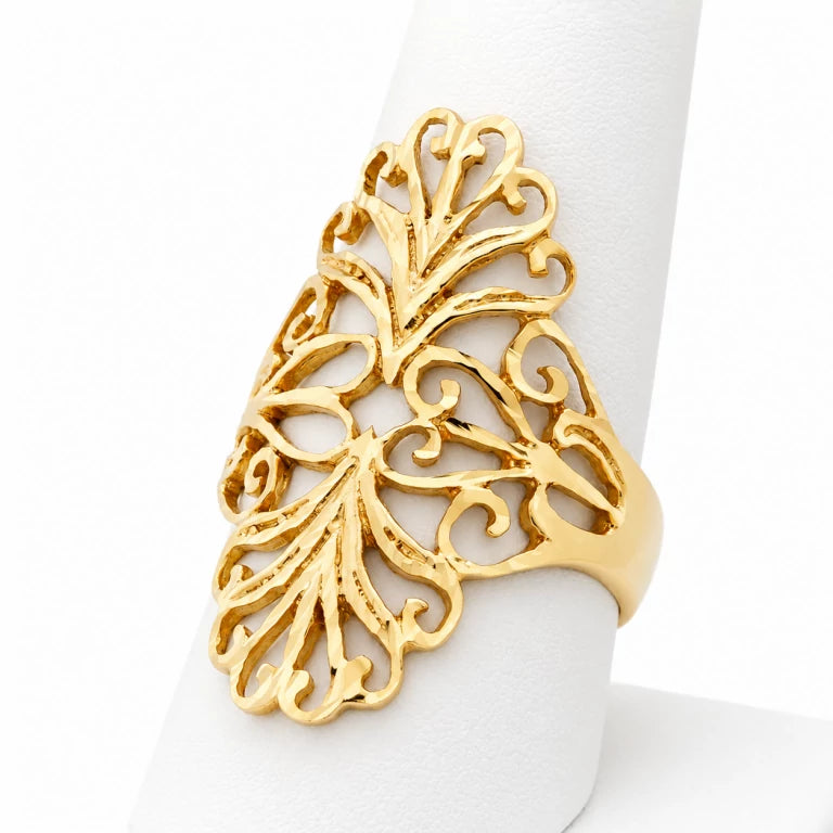 Anillo de oro 14k para mujer exhibido en soporte blanco con diseño largo y sofisticado