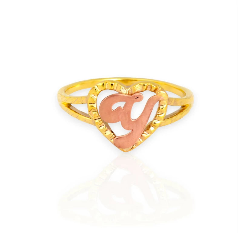 Anillo de oro amarillo con inicial personalisado en oro rosa