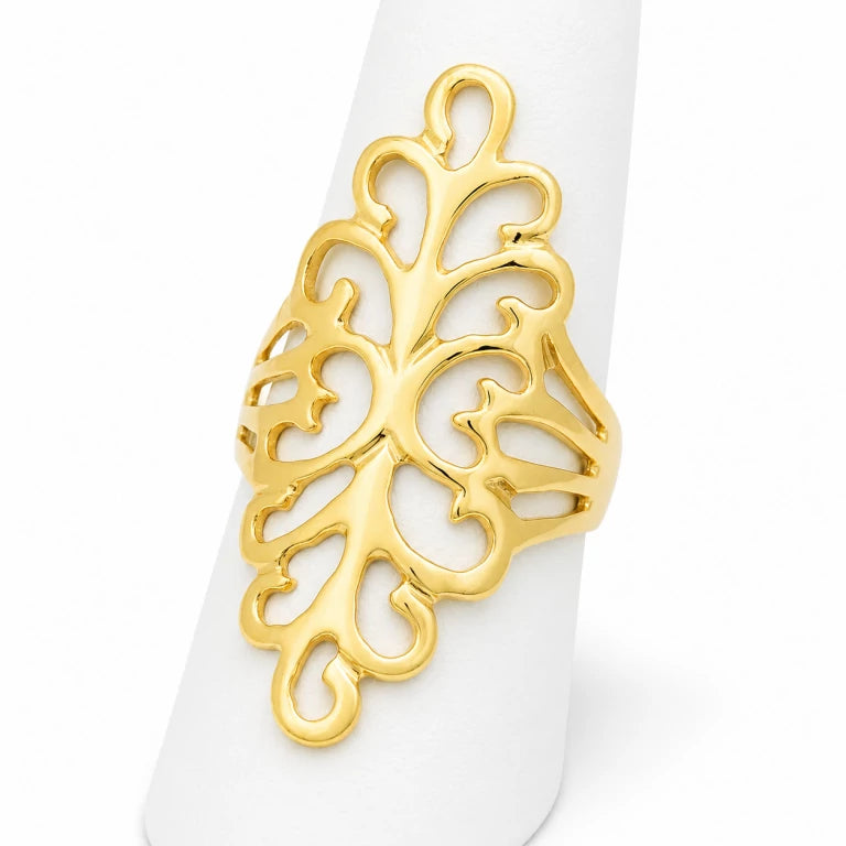 Vista lateral de anillo cubridor de oro amarillo para mujer con diseño abierto y estilo elegante.