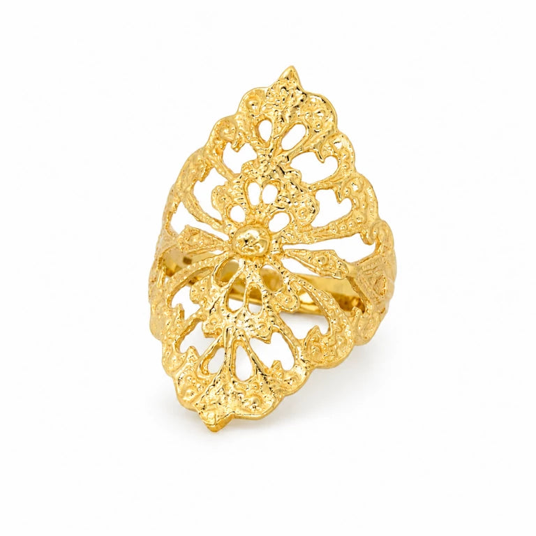 Anillo de oro para mujer en diseño almendra calada con detalles filigrana en oro amarillo 10k o 14k